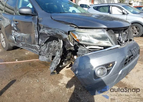 2015 Nissan Pathfinder Sv z USA, uszkodzony, nr VIN 5N1AR2MM9FC607794